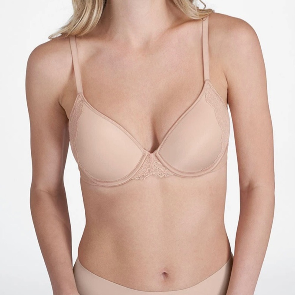 Spanx Undie-tectable Lightly Lined Full Coverage Bra in Soft Nude - 32E (DD)